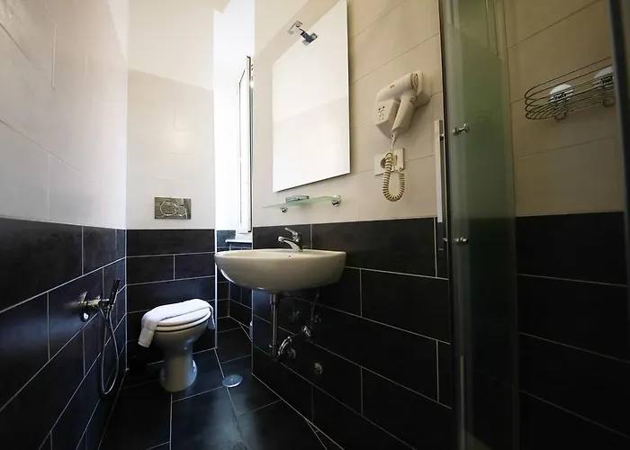 Pisa Hotel *