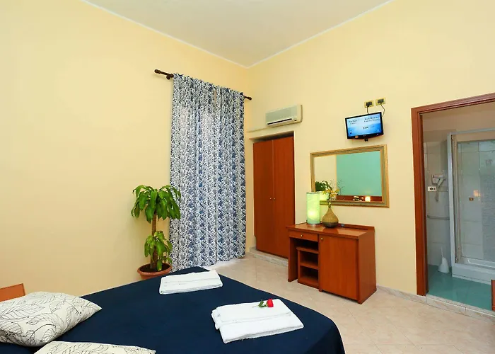 Hotel Pisa *